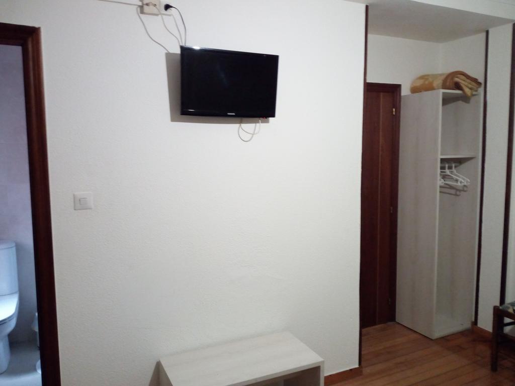 Pension La Principal Торрелавега Экстерьер фото